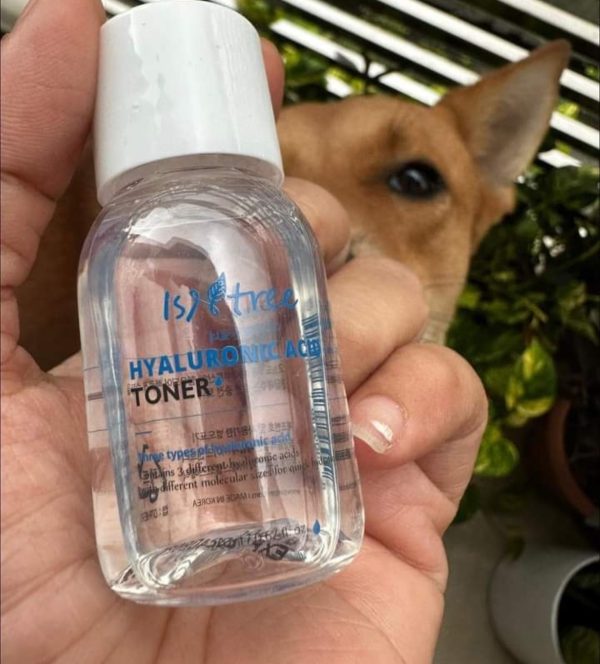ISNTREE Hyaluronic Acid Toner Mini (20ml) - Image 2