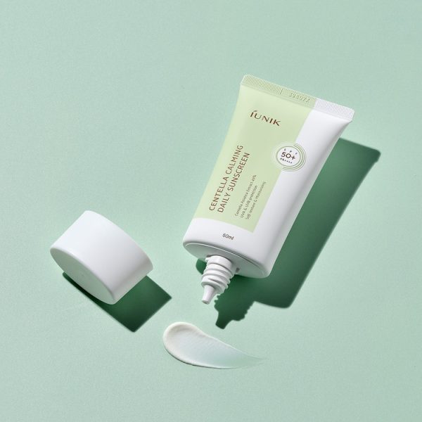 iUNIK Centella Calming Daily Sunscreen 60m - Image 2