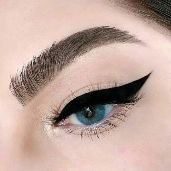 Marilyn Monroe X SHEGLAM A Poet'S Lover Liquid Eyeliner Black - Image 3