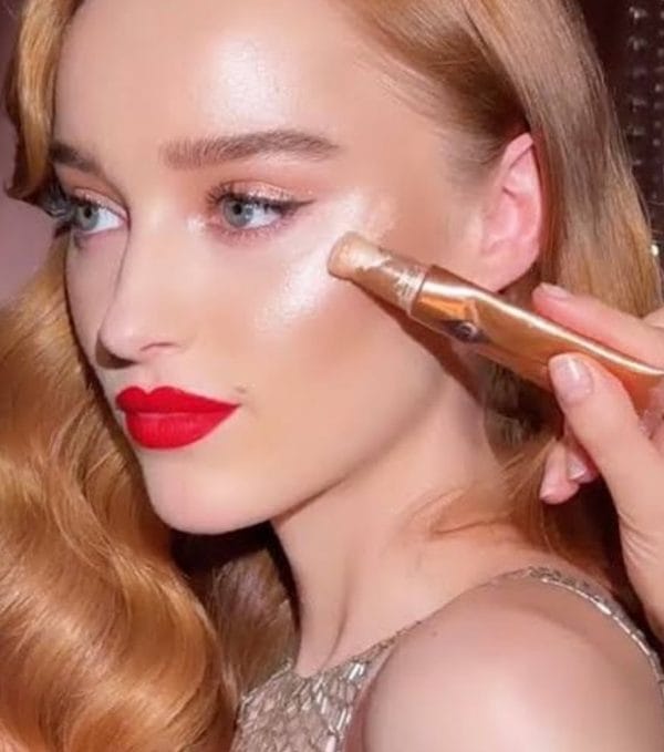 Charlotte Tilbury Light Beauty Wand - Image 4