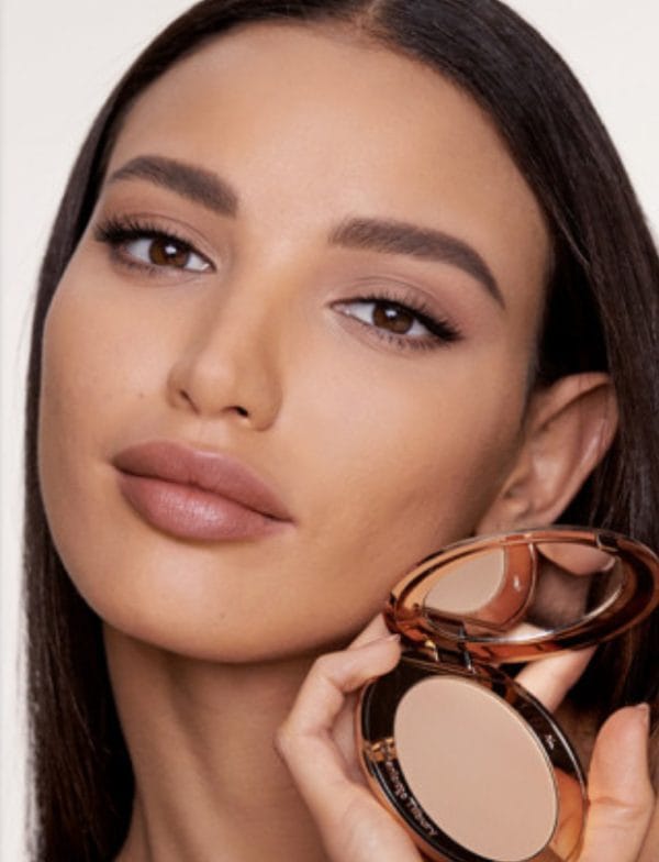 Charlotte Tilbury Airbrush Flawless Finish Setting Powder - Image 9