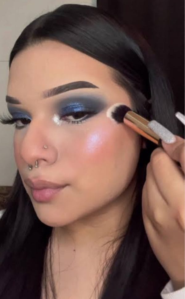 SHEGLAM | Corpse Bride Beaming Butterfly Highlighter - Image 5