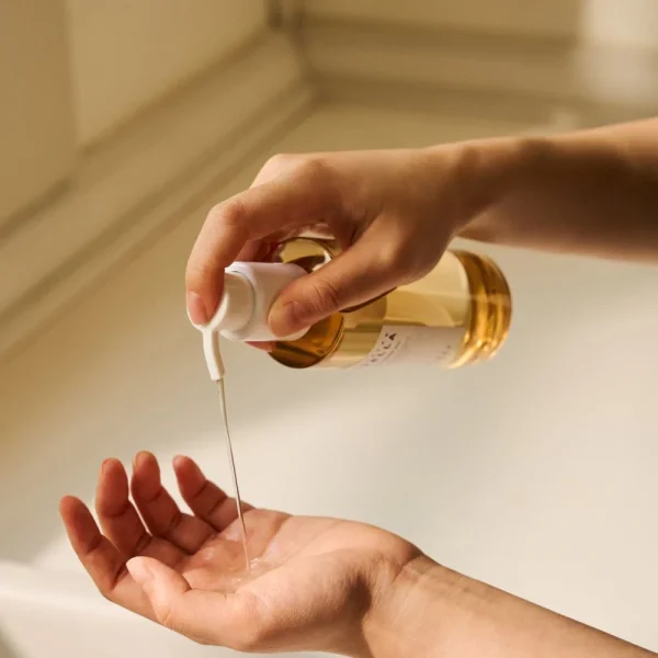 Skin1004 Hydrating Cleansing Oil 200 ml - Image 5
