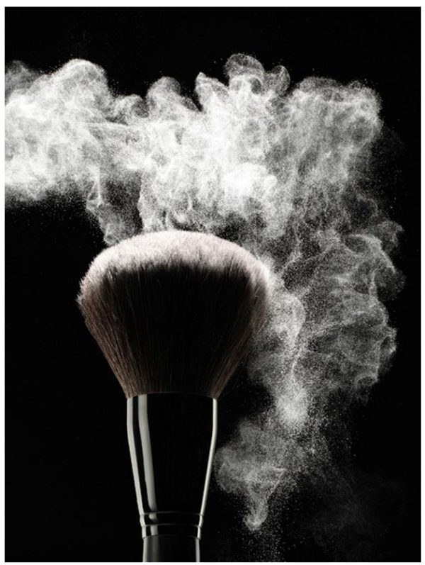 Elf Powder Blurring Brush - Image 3