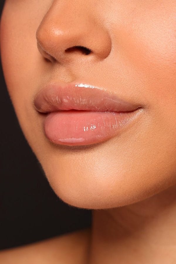 Elf  Cookies 'N Dreams Cookie Crumble Lip Exfoliator - Image 5