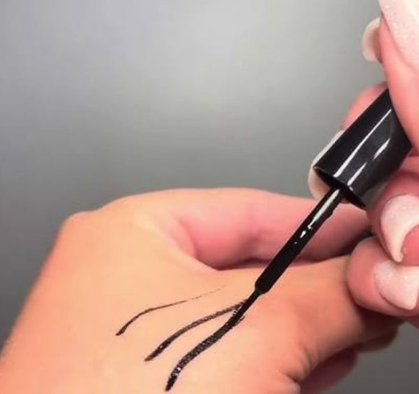 Elf Expert Liquid Liner - Image 4