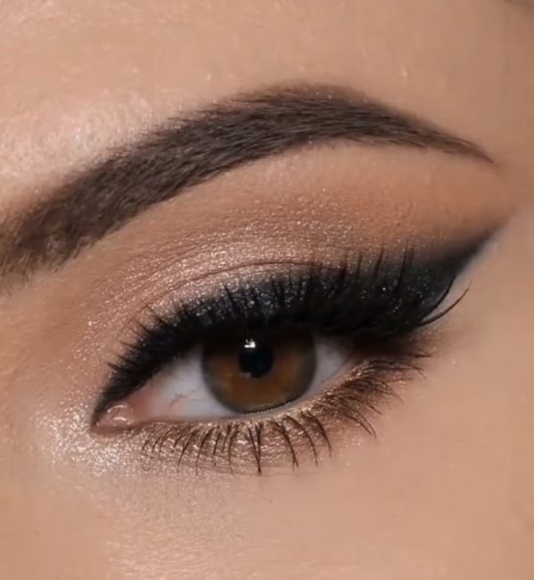SHEGLAM EZ GLIDE MATTE EYELINER PENCIL - Image 4