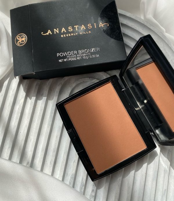 Anastasia Beverly Hills Powder Bronzer - Image 5