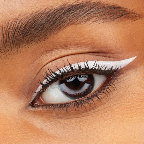 Essence Kajal Pencil - 04 White - Image 4