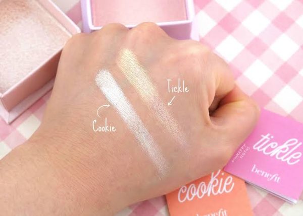 Benefit  Cookie Powder Highlighter 8g - Image 3