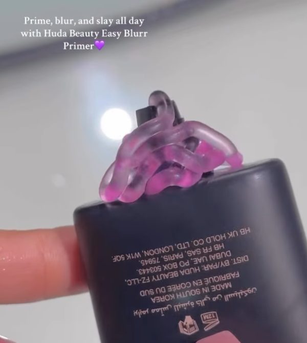 Huda Beauty Easy Blur Silicone-Free Smoothing & Pore-Minimizing Primer 30ml - Image 5