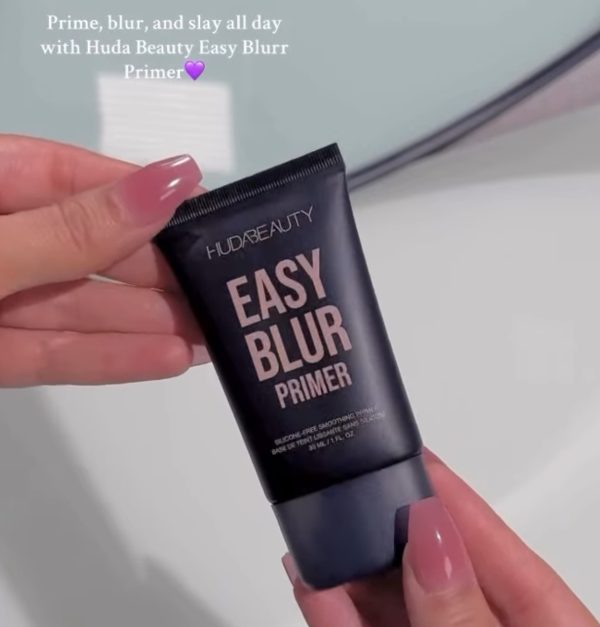 Huda Beauty Easy Blur Silicone-Free Smoothing & Pore-Minimizing Primer 30ml - Image 6