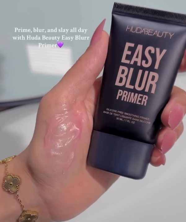 Huda Beauty Easy Blur Silicone-Free Smoothing & Pore-Minimizing Primer 30ml - Image 7